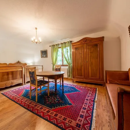 Les Quatre Vents Apartment